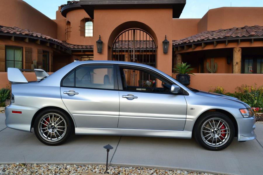  Mitsubishi Lancer Evolution IX MR 2006 года  (фото 15 из 69)